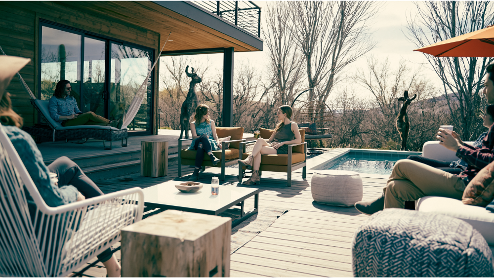 Which is better for families, groups, and pet friendly options?