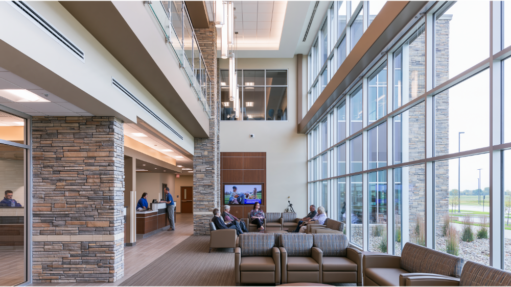 Hospitals, clinics and urgent care near Waukee, IA