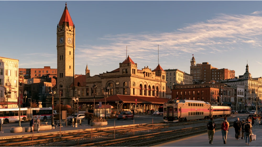 Worcester Union Station area with commuter rail passengers and city transportation