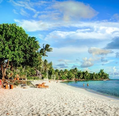 matira-beach-680116_1280-1