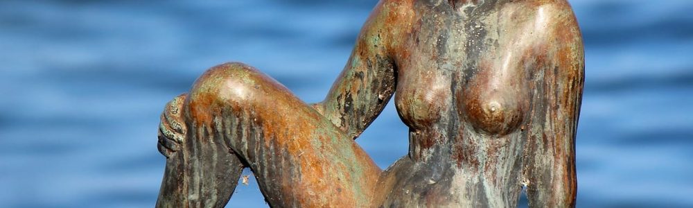 sculpture-507342_1280